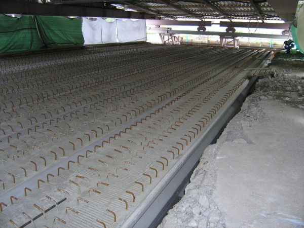 Stored ceiling beams