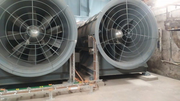 Two large-capacity fans Photo: David Zima (Blesk)