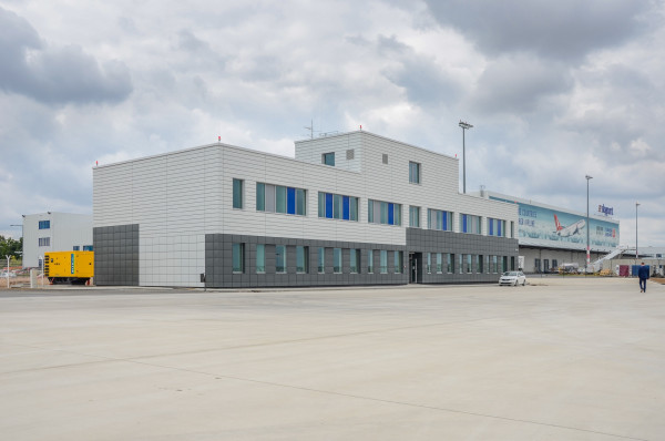 Administrative building with Skyport in the background