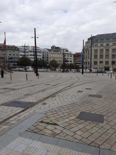 Split junction from  the Museum Oasis