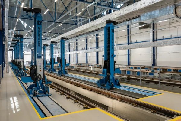 Maintenance hall