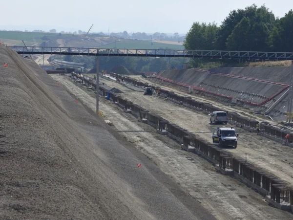 Preparatory works for laying concrete for ceiling structures