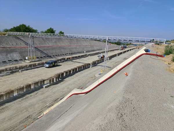 Preparatory works for laying concrete for ceiling structures
